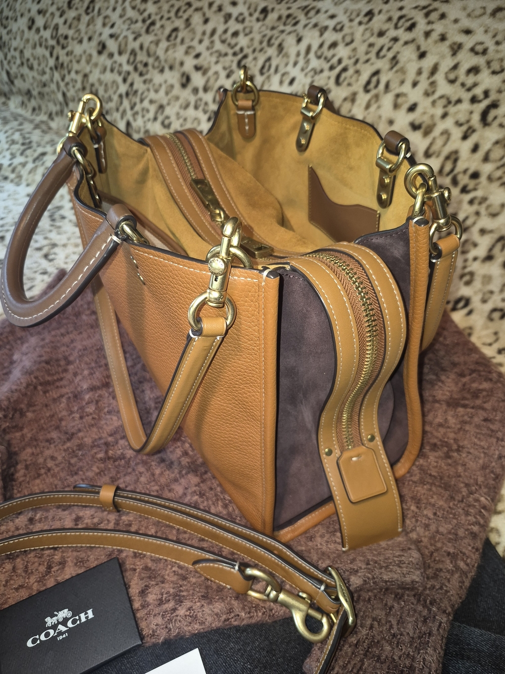 Coach RARE Colorblock Rogue 30! - Picture 8 of 16